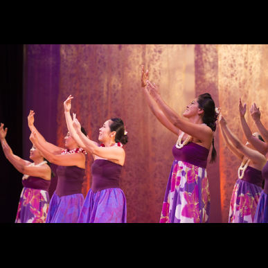 東京のフラダンススクールは初心者の生徒様も丁寧に指導いたします