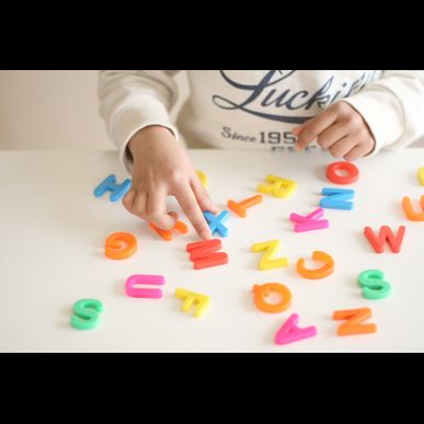 東京のスクールではフラダンスだけでなく英会話指導にも力を入れております